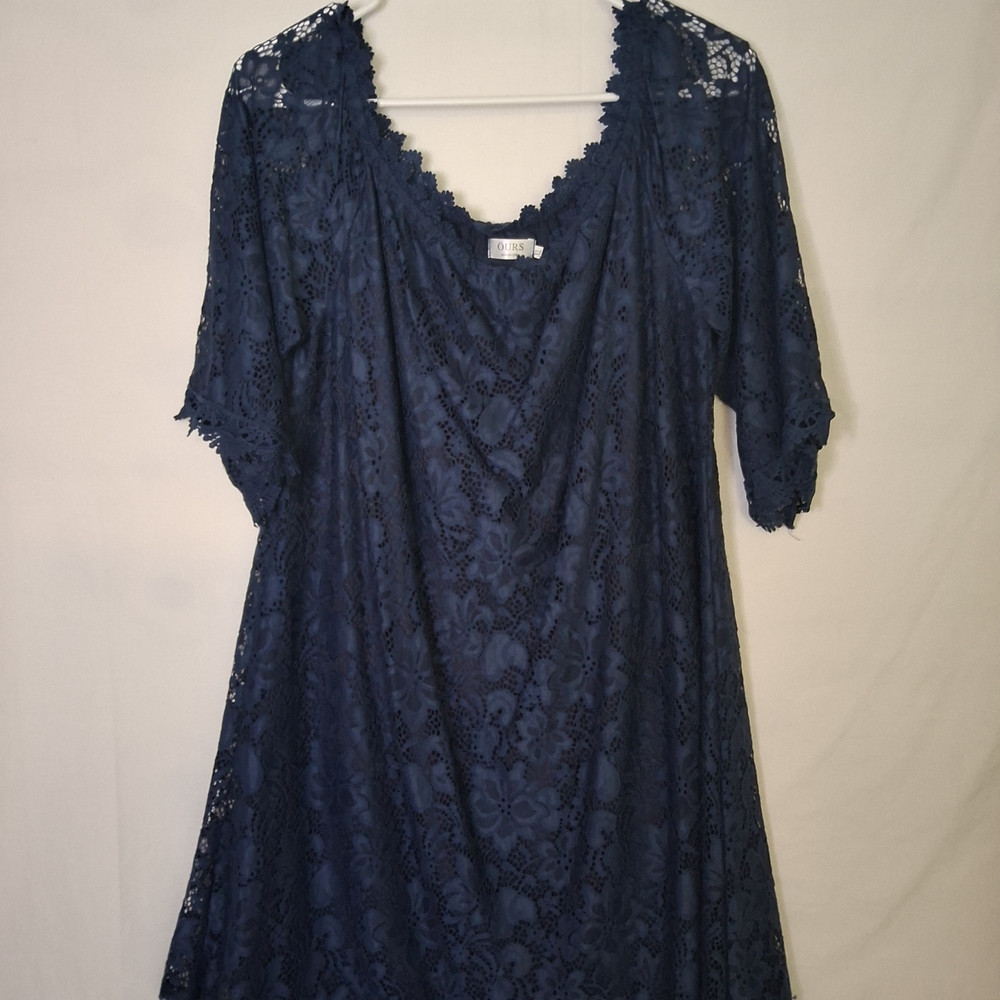 Elegant Navy Lace Off-Shoulder Dress - Picture 4 of 5